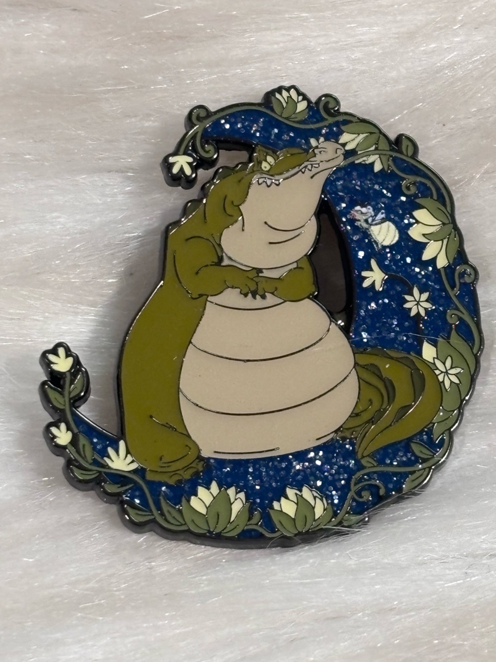 Disney Pin Loungefly Sidekick Moon Princess And The Frog Louis & Ray